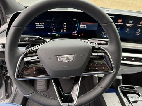 Certified 2024 Cadillac Lyriq Luxury image 13