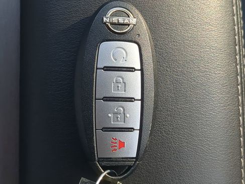 Used 2023 Nissan Murano SV w/ SV Midnight Edition Package FWD image 23