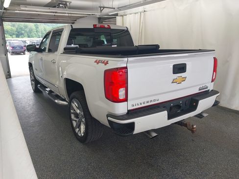 Used 2018 Chevrolet Silverado 1500 High Country AWD/4WD image 2