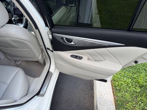 Used 2016 INFINITI Q50 Premium w/ 2.0T Premium Plus Package AWD/4WD image 16