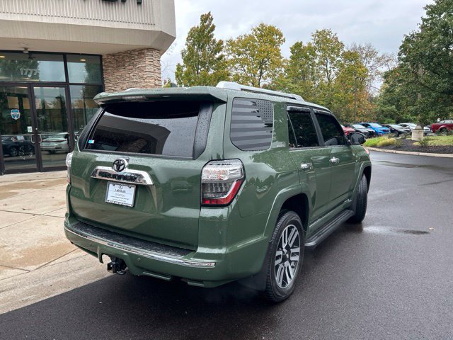 Used 2022 Toyota 4Runner Limited AWD/4WD image 7