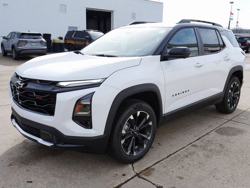 New 2026 Chevrolet Equinox RS image 4