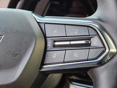 Used 2025 Chevrolet Equinox LT AWD/4WD image 13
