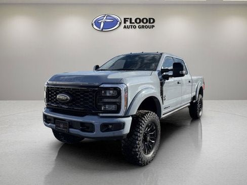 New 2026 Ford F250 Lariat w/ Black Appearance Package image 3