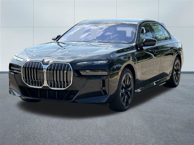Certified 2023 BMW i7 xDrive60 AWD/4WD image 9