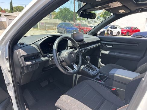 Used 2024 Honda CR-V Sport image 8