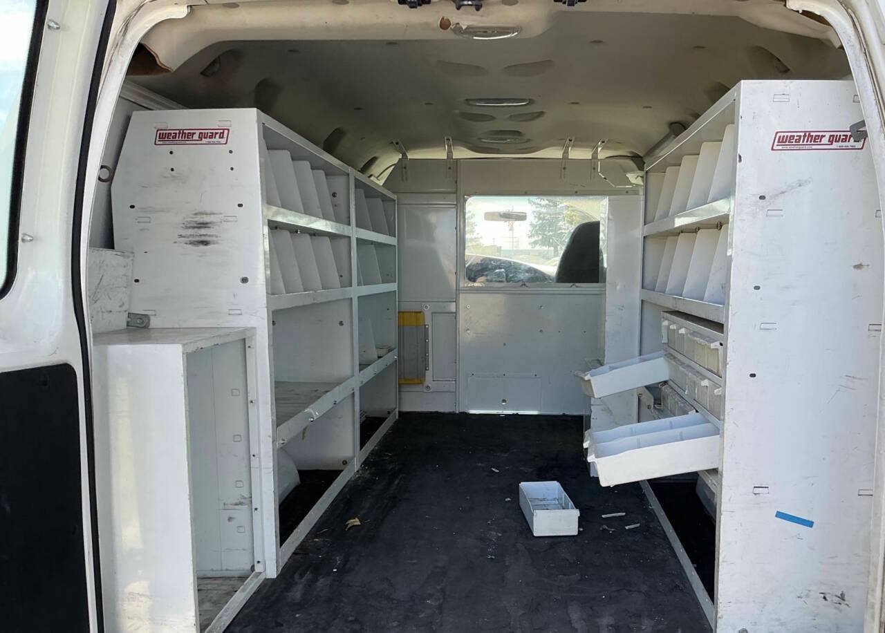 Used 2007 Ford E-250 and Econoline 250 RWD image 12
