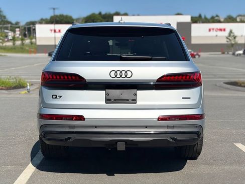 Used 2023 Audi Q7 2.0T Premium Plus w/ Premium Plus Package AWD/4WD image 5