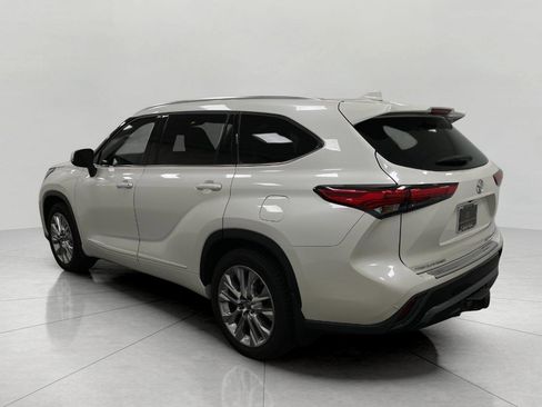 Used 2021 Toyota Highlander Limited image 10