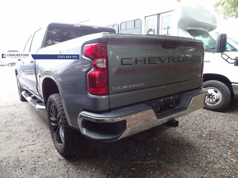 Used 2021 Chevrolet Silverado 1500 LT AWD/4WD image 4