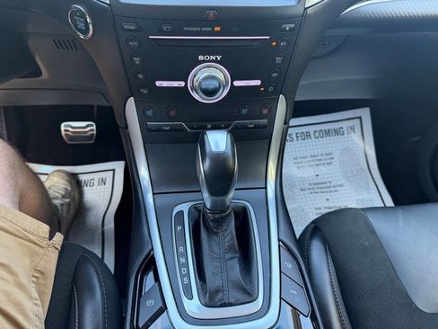 Used 2018 Ford Edge Sport w/ Equipment Group 401A AWD/4WD image 16