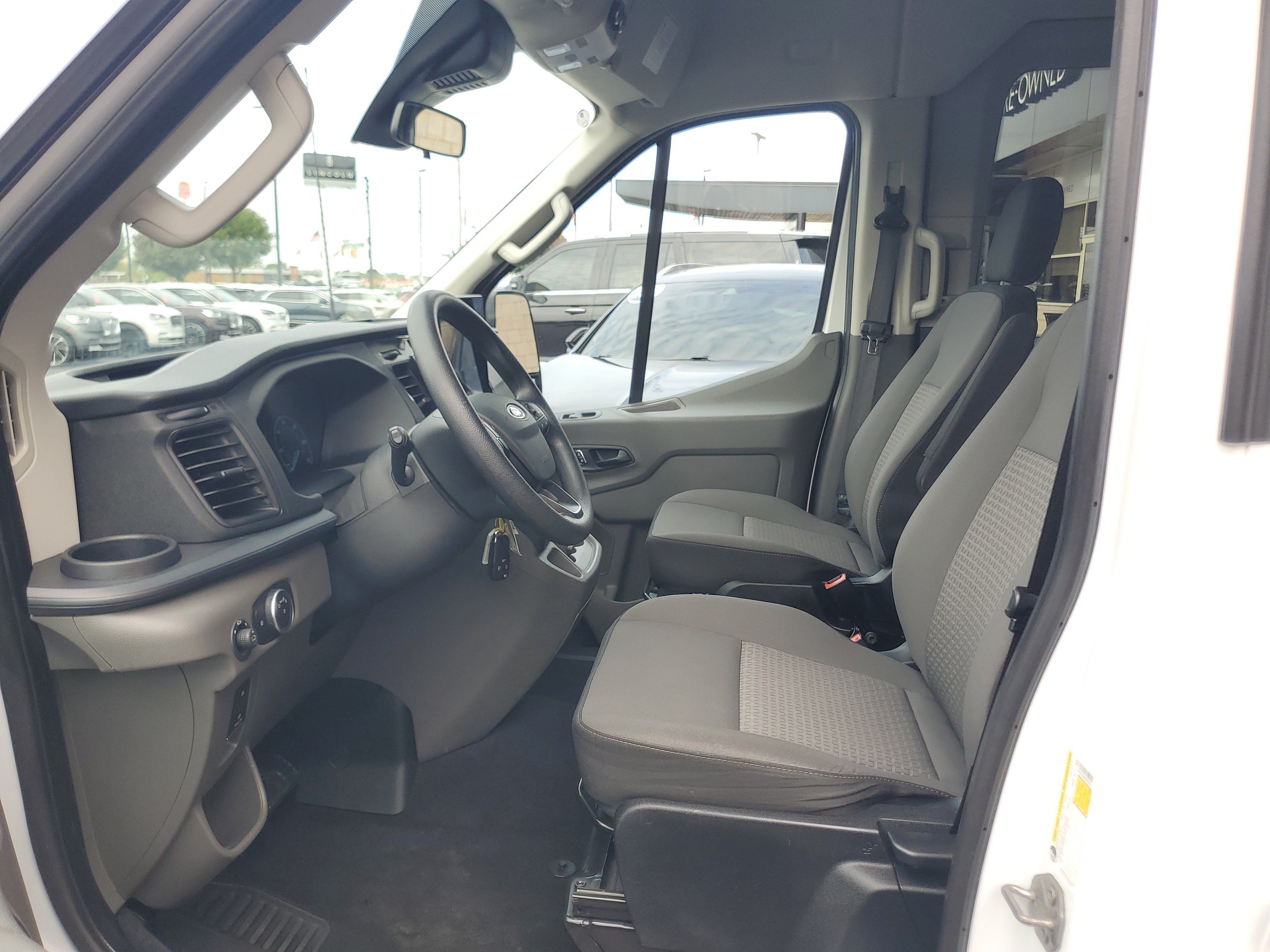 Used 2024 Ford Transit 350 XLT RWD image 12