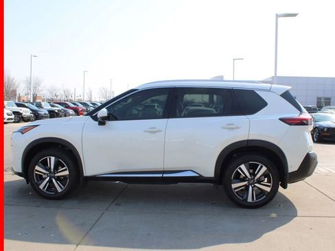 Certified 2023 Nissan Rogue SL w/ SL Premium Package AWD/4WD image 4
