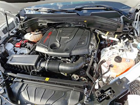 Used 2022 Alfa Romeo Stelvio Ti image 27