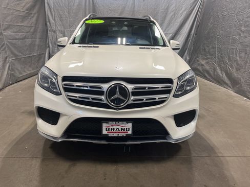Used 2017 Mercedes-Benz GLS 550 4MATIC image 2