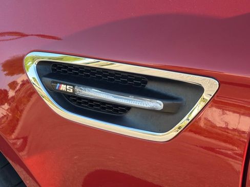 Used 2013 BMW M5 RWD image 17