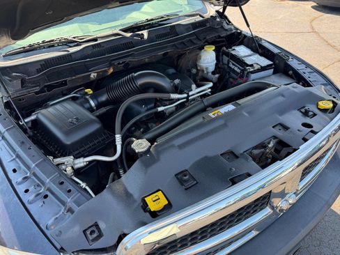Used 2018 RAM 1500 ST w/ SXT Appearance Group AWD/4WD image 23
