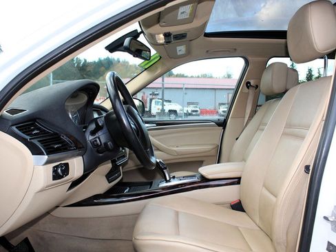 Used 2011 BMW X5 xDrive35i image 10