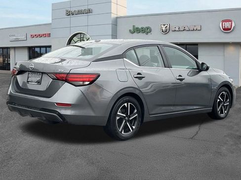 Used 2024 Nissan Sentra SV FWD image 7