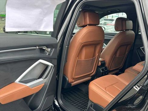 New 2025 Audi Q3 2.0T Premium Plus w/ Premium Plus Package image 17