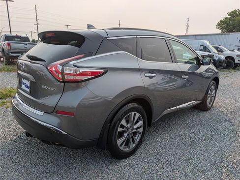 Used 2018 Nissan Murano SV AWD/4WD image 5