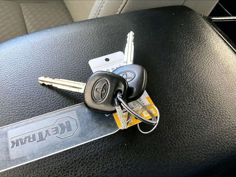 Certified 2022 Toyota Tacoma SR image 34