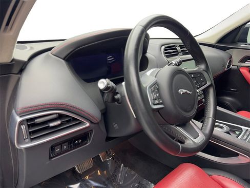 Used 2020 Jaguar F-PACE Checkered Flag image 51