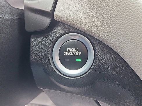 Used 2018 Chevrolet Equinox LS w/ LPO, Cargo Package image 20