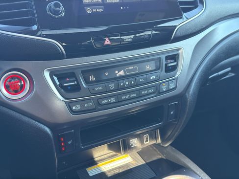 Used 2022 Honda Pilot Special Edition image 21