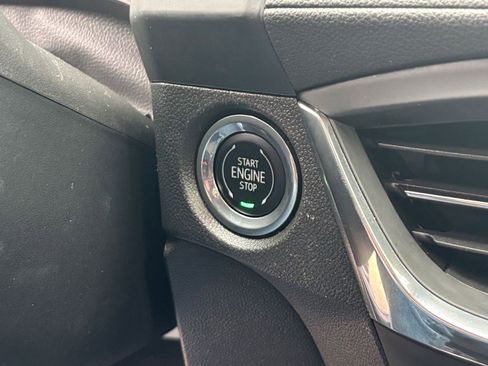 Used 2025 Buick Encore GX Preferred FWD image 22