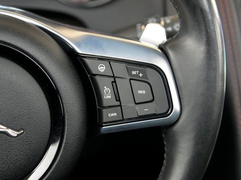 Used 2020 Jaguar F-TYPE Coupe image 24