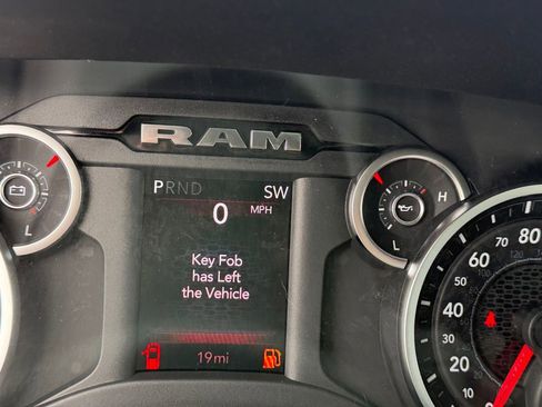 New 2026 RAM 2500 Big Horn AWD/4WD image 22
