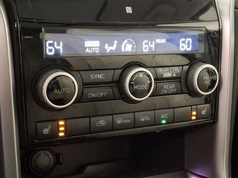 Used 2022 Subaru Ascent Limited w/ Technology Package image 20