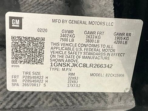 Used 2020 Chevrolet Suburban Premier w/ RST Edition image 27