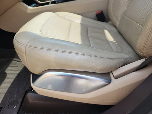Used 2017 Mercedes-Benz GLS 550 4MATIC image 24