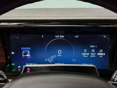 Used 2022 Lincoln Navigator Reserve image 15