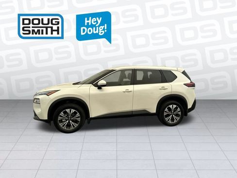 Used 2023 Nissan Rogue SV AWD/4WD image 2
