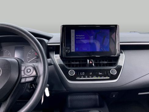 Used 2024 Toyota Corolla LE FWD image 7