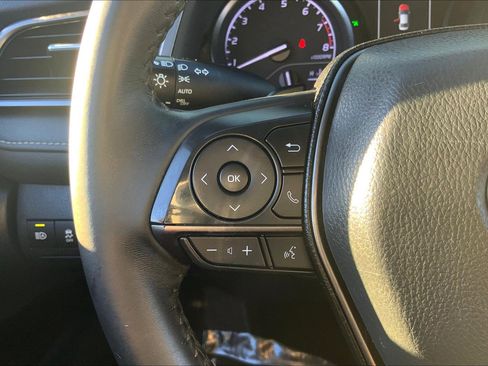 Used 2023 Toyota Camry SE image 23