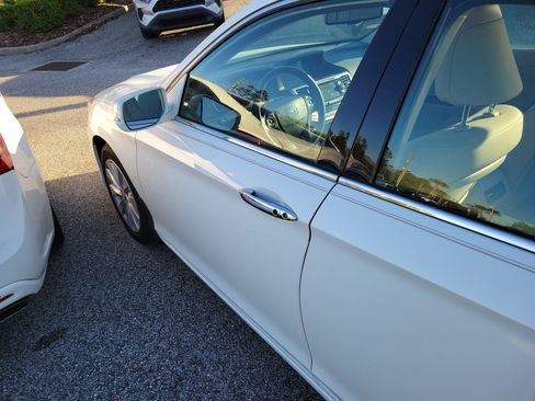 Used 2013 Honda Accord EX-L image 25