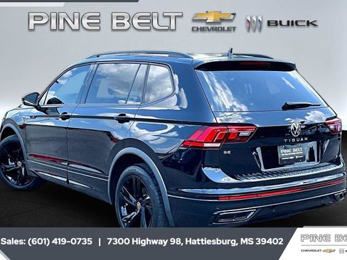 Used 2024 Volkswagen Tiguan SE R-Line FWD image 2