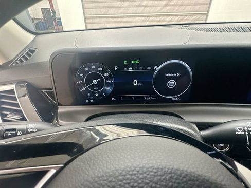 Certified 2024 Kia Seltos S AWD/4WD image 11