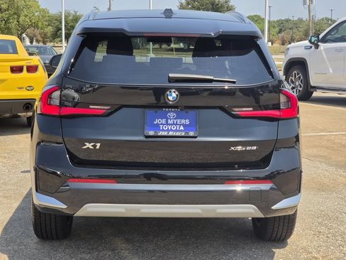 Used 2026 BMW X1 xDrive28i AWD/4WD image 8