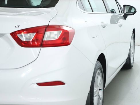 Used 2016 Chevrolet Cruze LT w/ Sun And Sound Package image 45