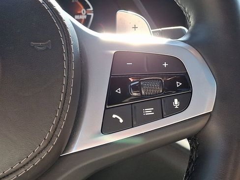 Used 2022 BMW X7 xDrive40i w/ M Sport Package image 23