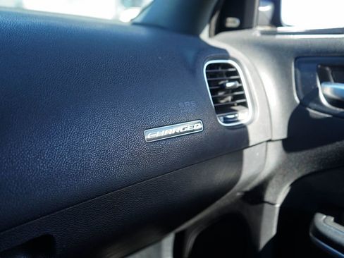 Used 2019 Dodge Charger R/T image 22