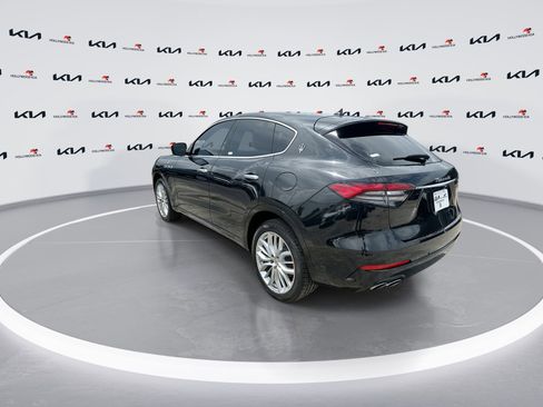 Used 2022 Maserati Levante GT image 6
