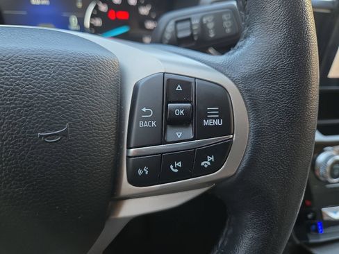 Used 2024 Ford Explorer Limited RWD image 19