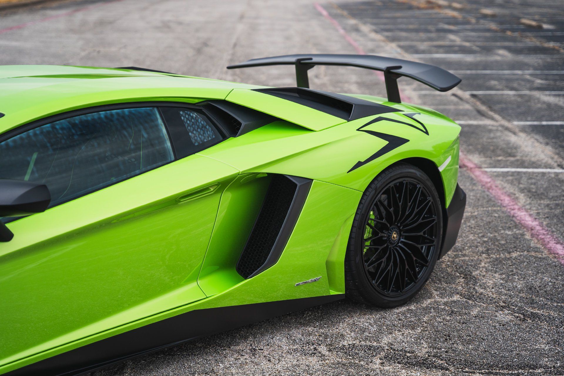 Used 2016 Lamborghini Aventador LP 750-4 Superveloce AWD/4WD image 38