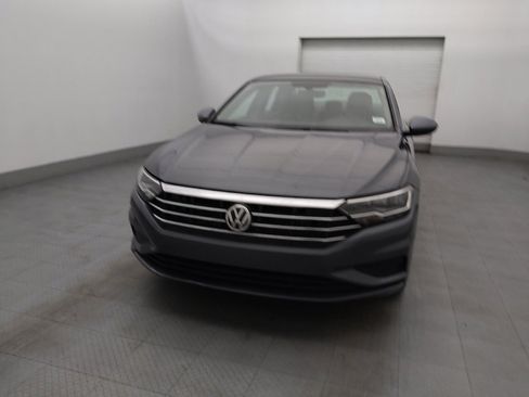 Used 2021 Volkswagen Jetta SE w/ SE Cold Weather Package image 15